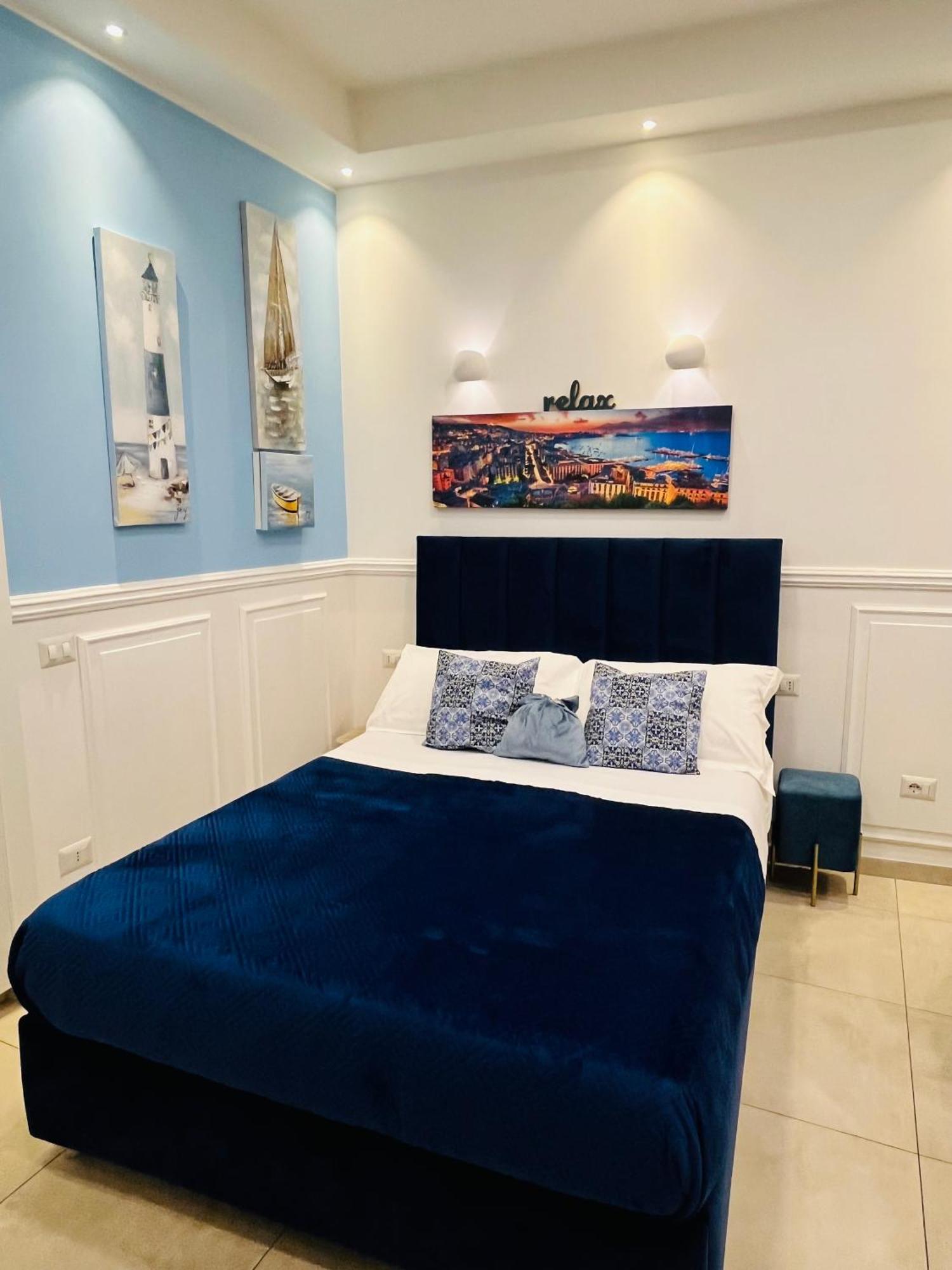 Donn'Anna Naples City Center Εξωτερικό φωτογραφία